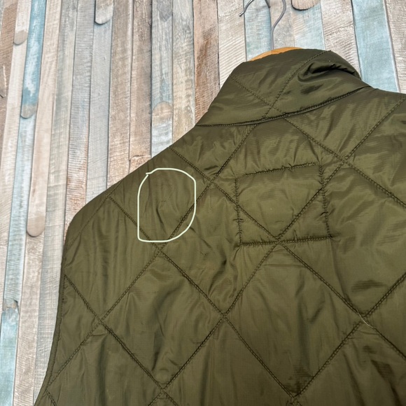 J Crew L Mens Green Broadmoor Quilted Vest Softshell Primaloft Windbreaker $148 - Picture 6 of 9